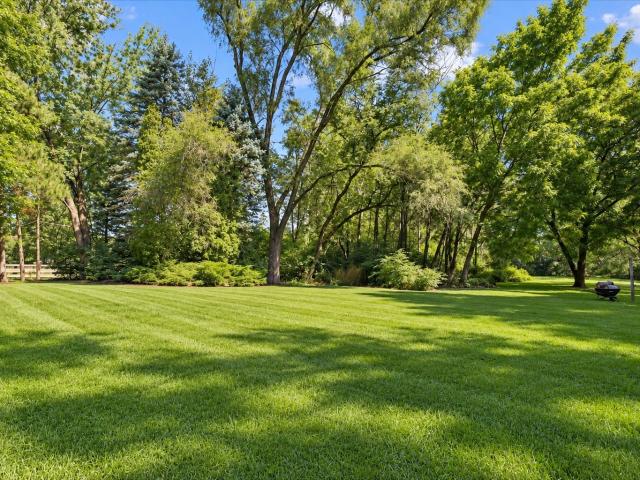 House for sale in Mchenry, Illinois