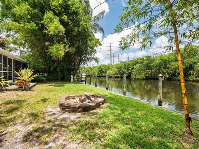 House for sale in Dania, Florida