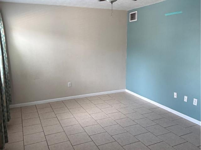 Townhouse for sale in Bryan, Texas