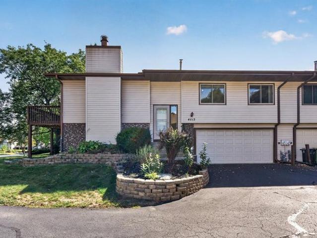 Townhouse for sale in Commons, Shoreview