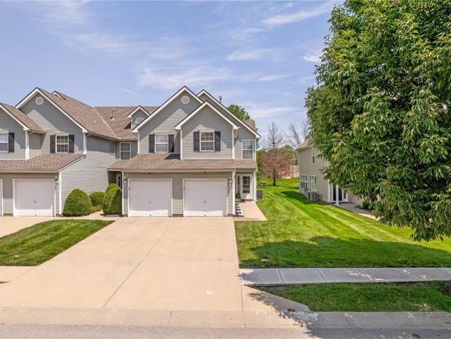 Townhouse for sale in Kansas City, Missouri