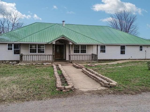 Farm for sale in Welch, Oklahoma
