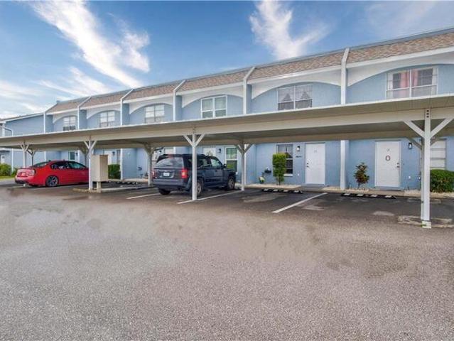 Townhouse for sale in Cape Coral