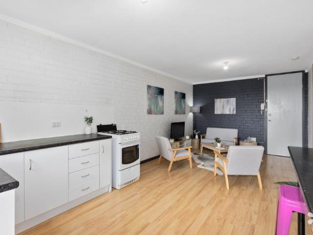 Apartment for rent in East Victoria Park, Western Australia