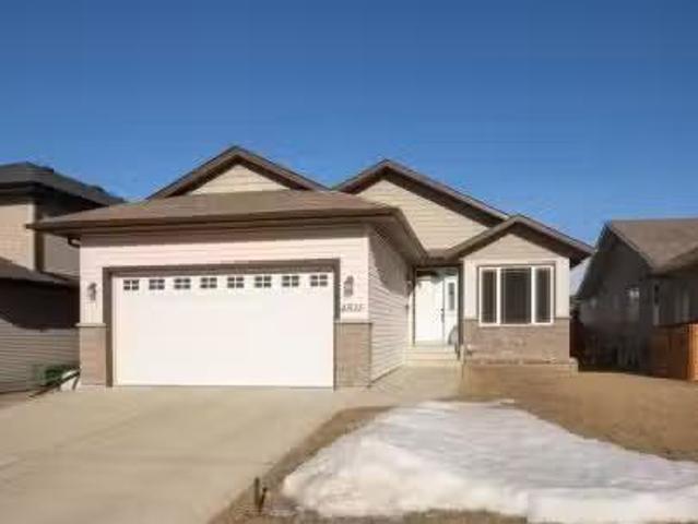 House for sale in Innisfail, Alberta