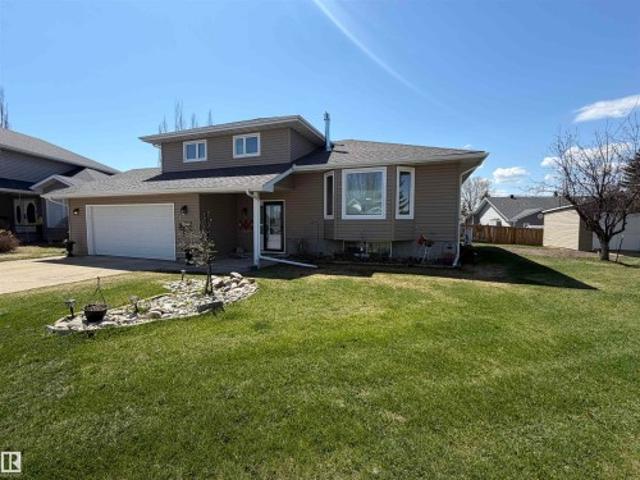 House for sale in Stony Plain, Alberta