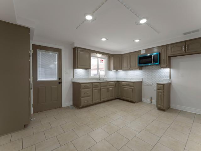 House for sale in Hometown, Illinois