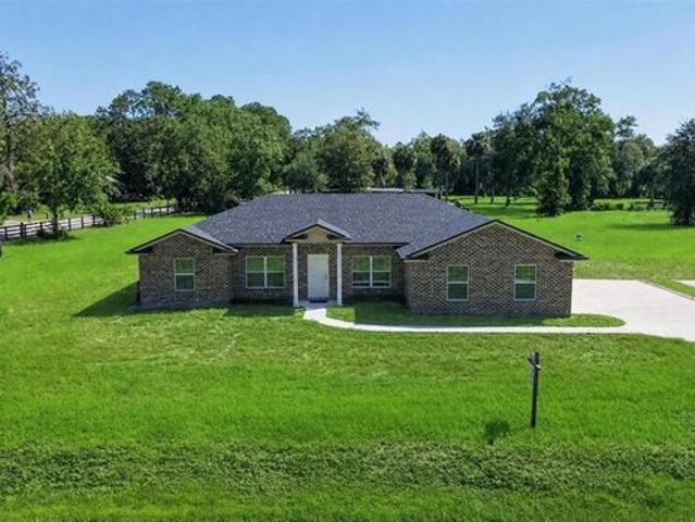 House for sale in Callahan, Florida