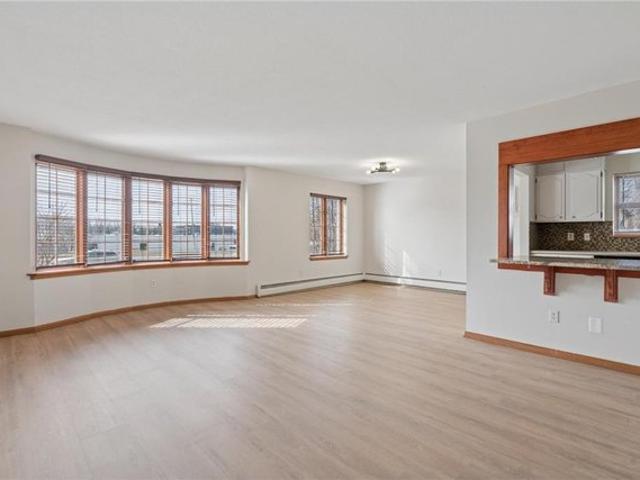 Condo for sale in Hennepin, Minnesota