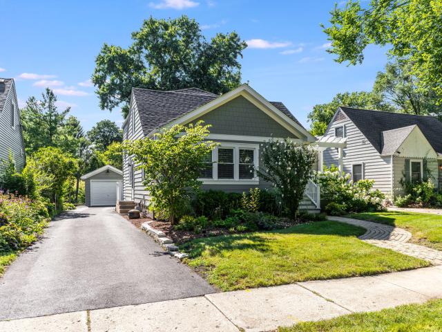 House for sale in Downers Grove, Illinois