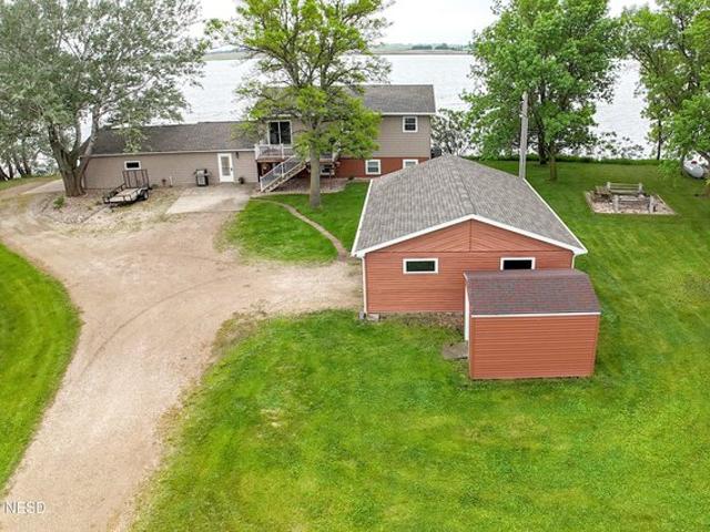 House for sale in Hayti, Hamlin County