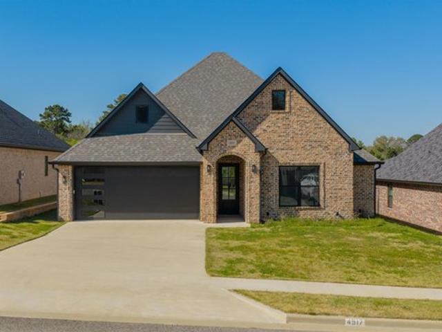 House for sale in Longview, Texas