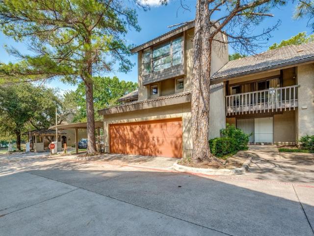 Condo for sale in Irving, Texas