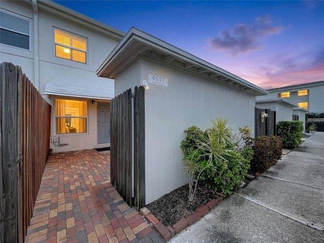Townhouse for sale in Tampa, Florida