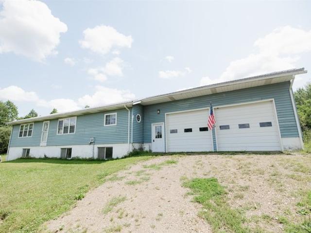 House for sale in Crawford, Pennsylvania