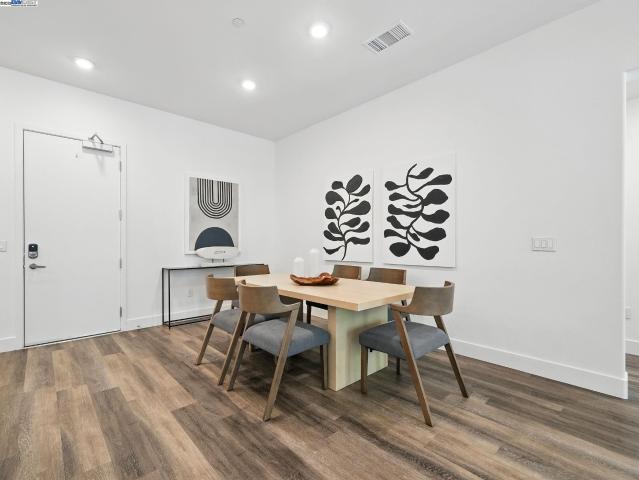 Condo for sale in Fremont