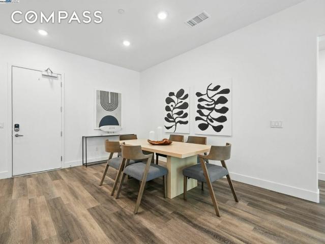 Condo for sale in Fremont