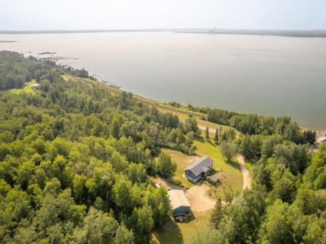 House for sale in Alberta