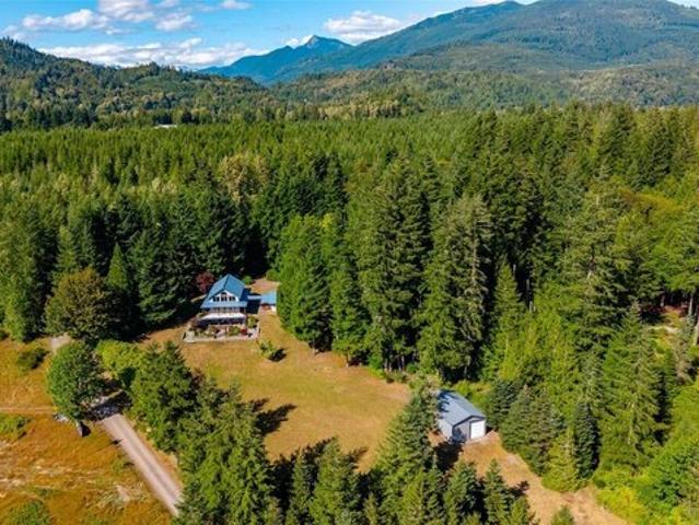 House for sale in Concrete, Washington