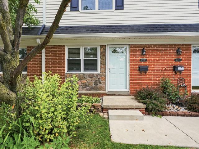 Condo for sale in Utica, Michigan