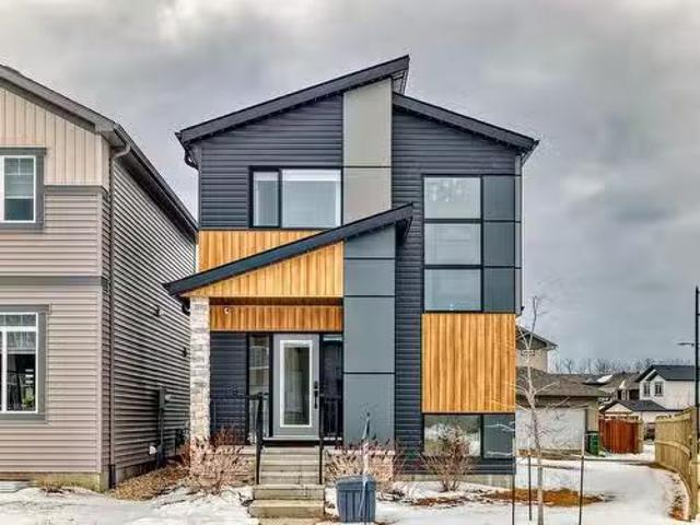 House for sale in Edmonton