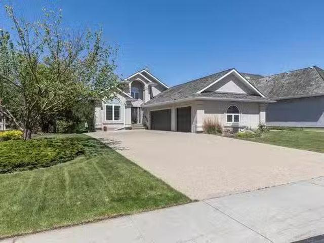 House for sale in Alberta