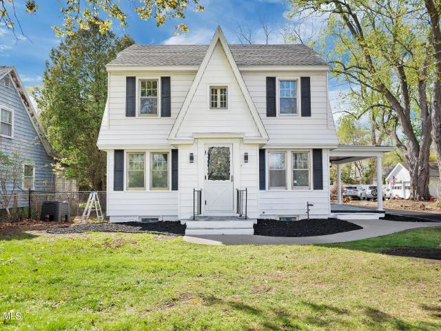 House for sale in Schenectady, New York