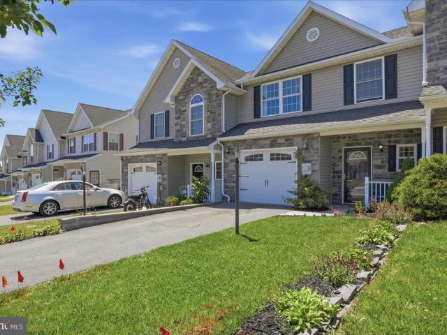 Townhouse for sale in Waynesboro, Pennsylvania