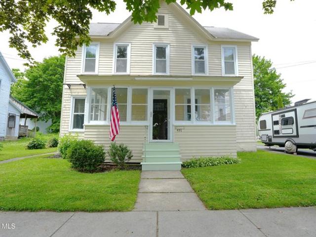 House for sale in Johnstown, New York