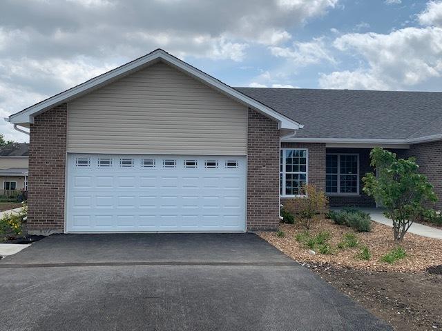 Townhouse for sale in Bolingbrook, Illinois