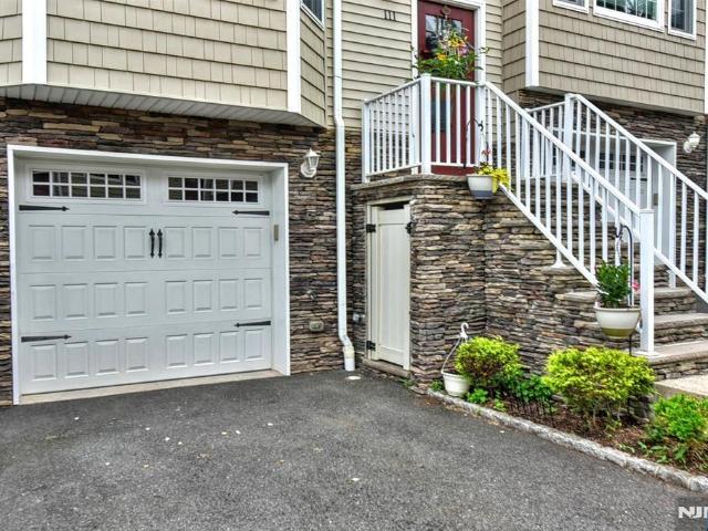 Townhouse for sale in Hasbrouck Heights, New Jersey