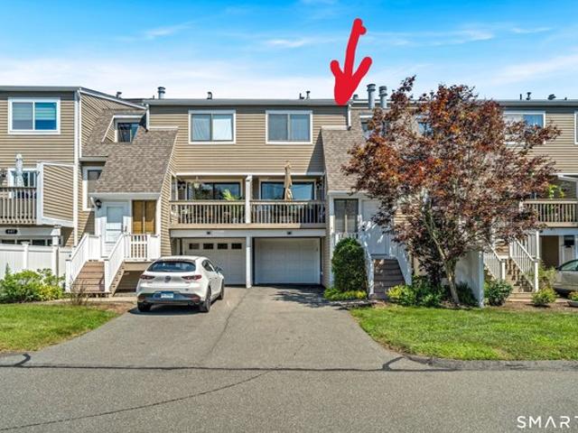 Townhouse for sale in Branford, Connecticut