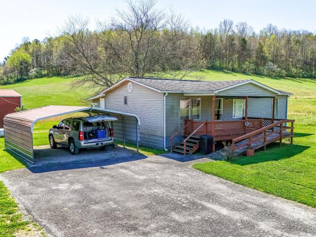 House for sale in Annville, Kentucky