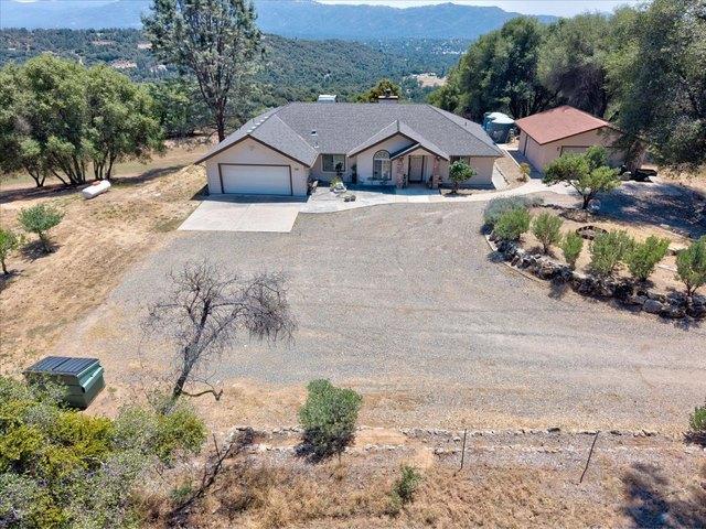 House for sale in Ahwahnee, California