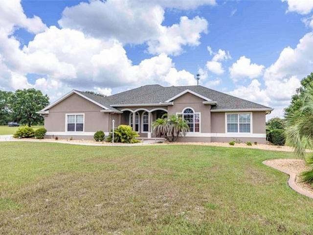 House for sale in Oxford, Florida