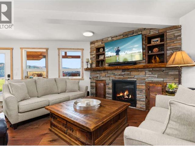 House for sale in Rock Creek, British Columbia