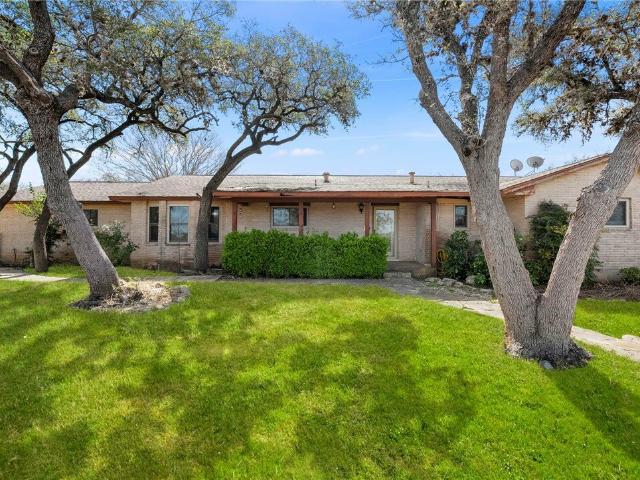 House for sale in Bandera House for sale in Bandera