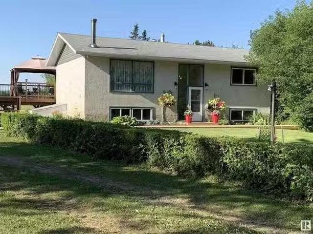 House for sale in Alberta