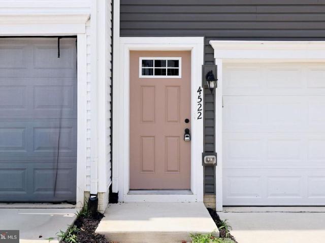 Townhouse for sale in Virginia
