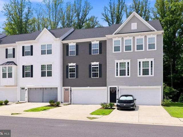 Townhouse for sale in Virginia