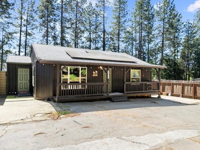 House for sale in Camino, California