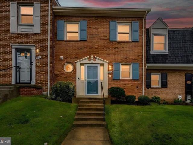 Townhouse for sale in Virginia
