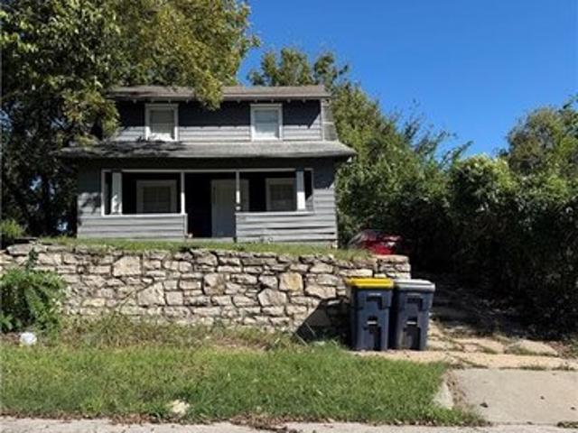 House for sale in Calumet, Kansas City