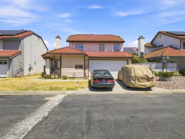 House for sale in Oceanside, San Diego County
