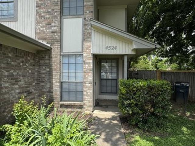 House for sale in Fort Worth, Tarrant County