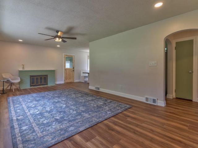 House for sale in Evansville, Indiana
