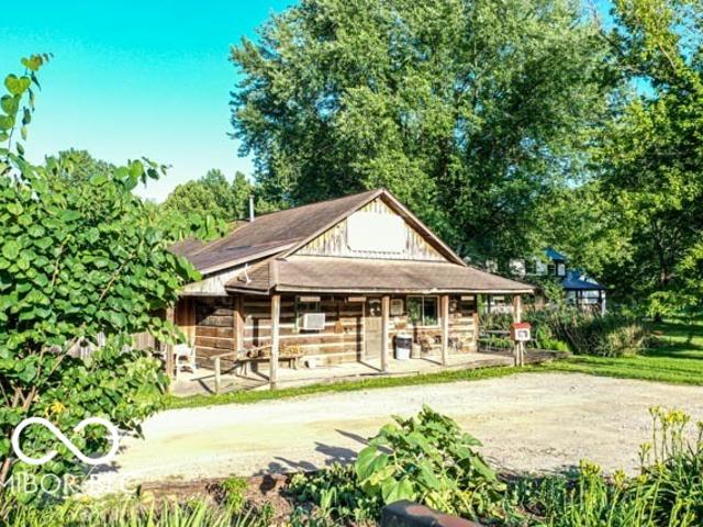 Commercial for sale in Nashville, Indiana