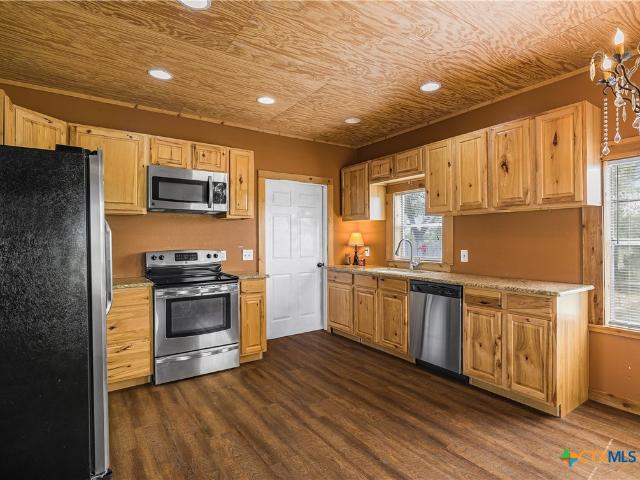 House for sale in Yoakum, Lavaca County