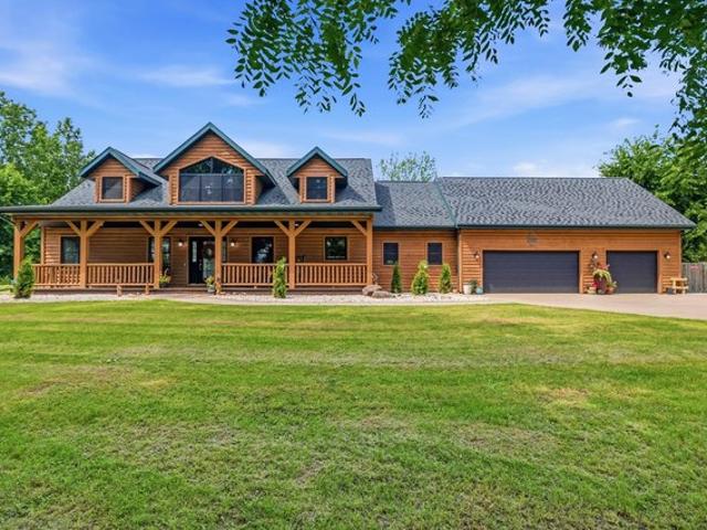 House for sale in Oshkosh, Wisconsin