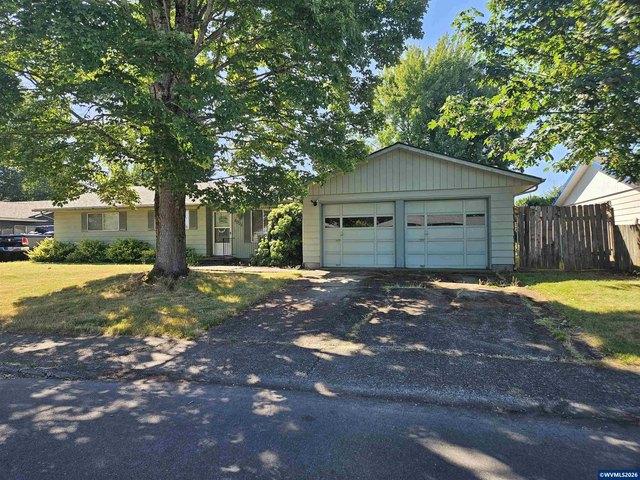 House for sale in Oregonia